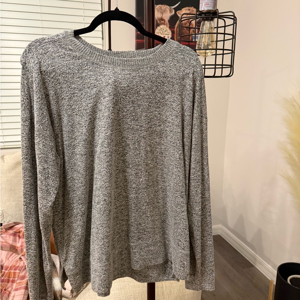 Lucky Brand Heather Gray Knit Top